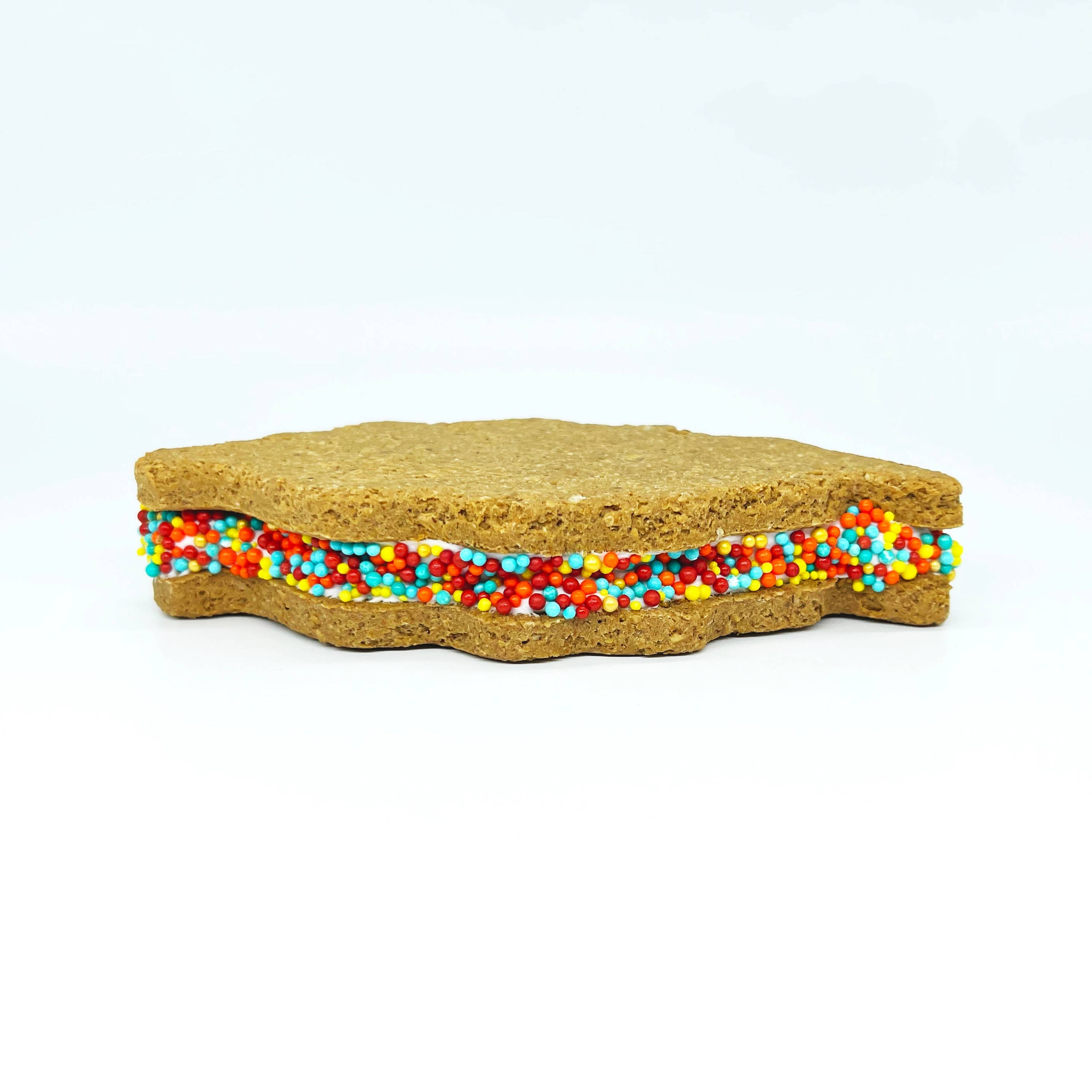 Fall Sprinkle Crunchy Oat Cookie Sandwich